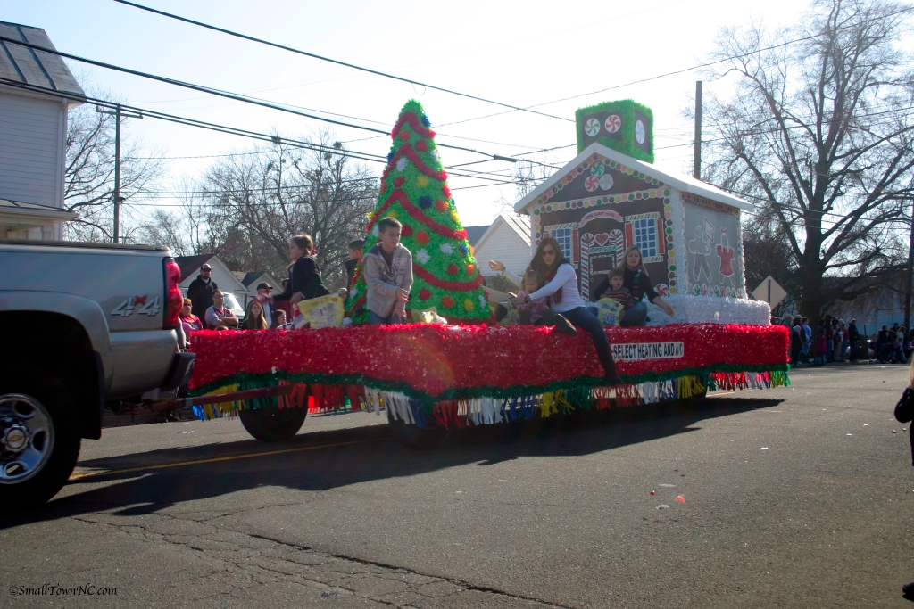 2012ChristmasParade_11 Small Town North Carolina