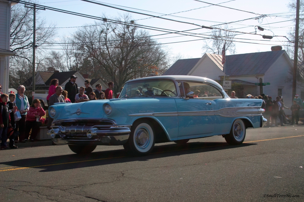 2012ChristmasParade_12 Small Town North Carolina